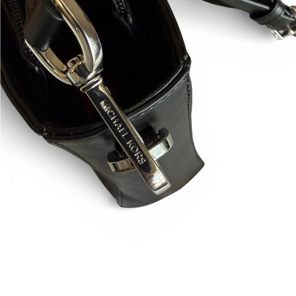 MICHAEL KORS JESSIE LARGE TZ TOTE | MK Signature Logo Tote - Picture 4 of 7